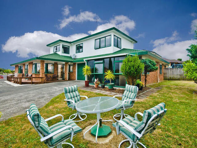 18 Lamia Pl, The Gardens